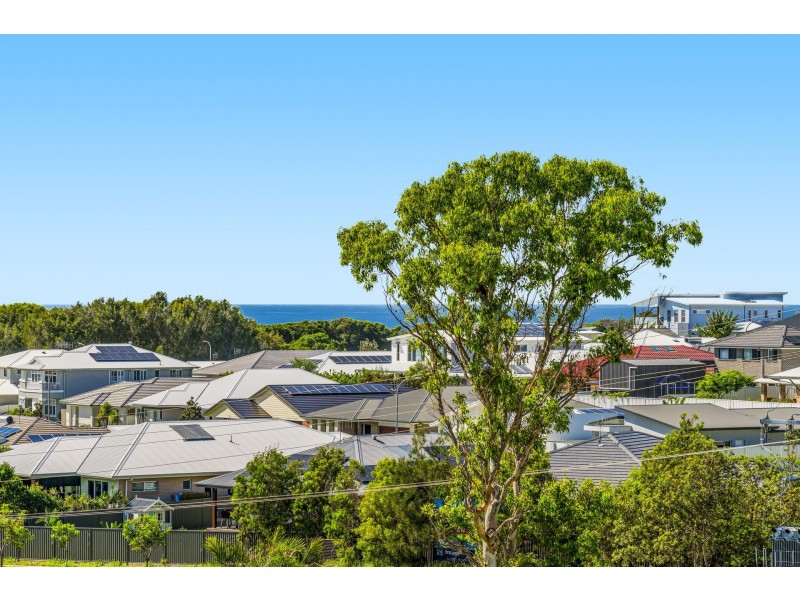 5C Bligh Place, Lake Cathie NSW 2445