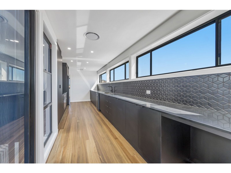 5C Bligh Place, Lake Cathie NSW 2445