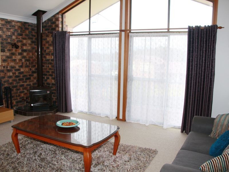 15 Ernest Street, Lake Cathie NSW 2445