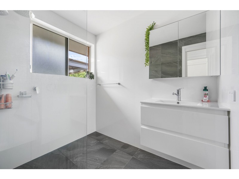 17 Cedar Close, Wauchope NSW 2446
