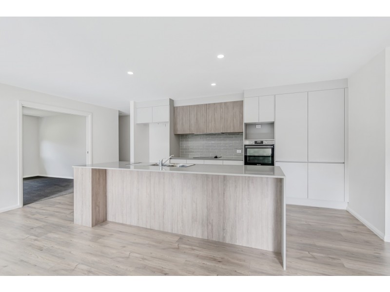 7 Lancet Avenue, Thrumster NSW 2444