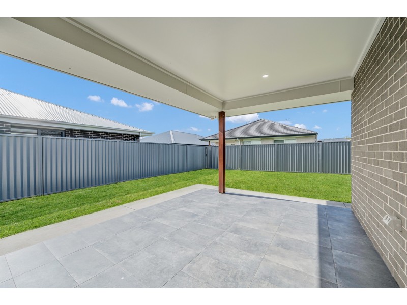 7 Lancet Avenue, Thrumster NSW 2444
