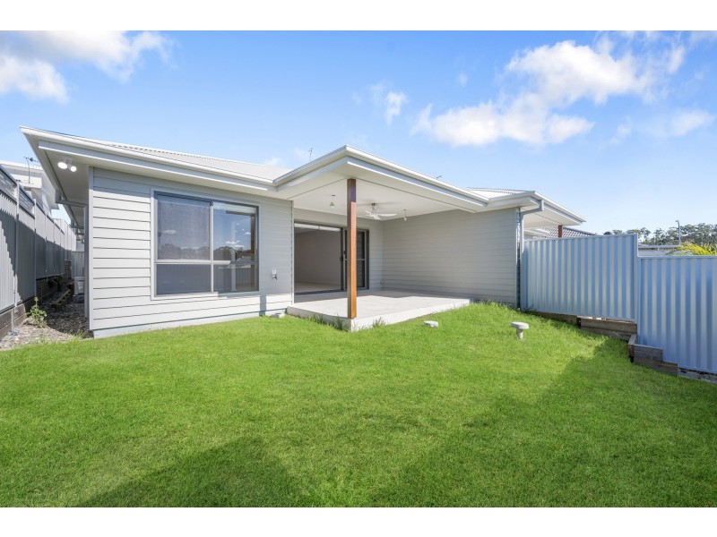 80A South Atlantic Drive, Lake Cathie NSW 2445