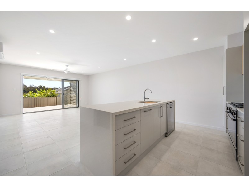 80A South Atlantic Drive, Lake Cathie NSW 2445