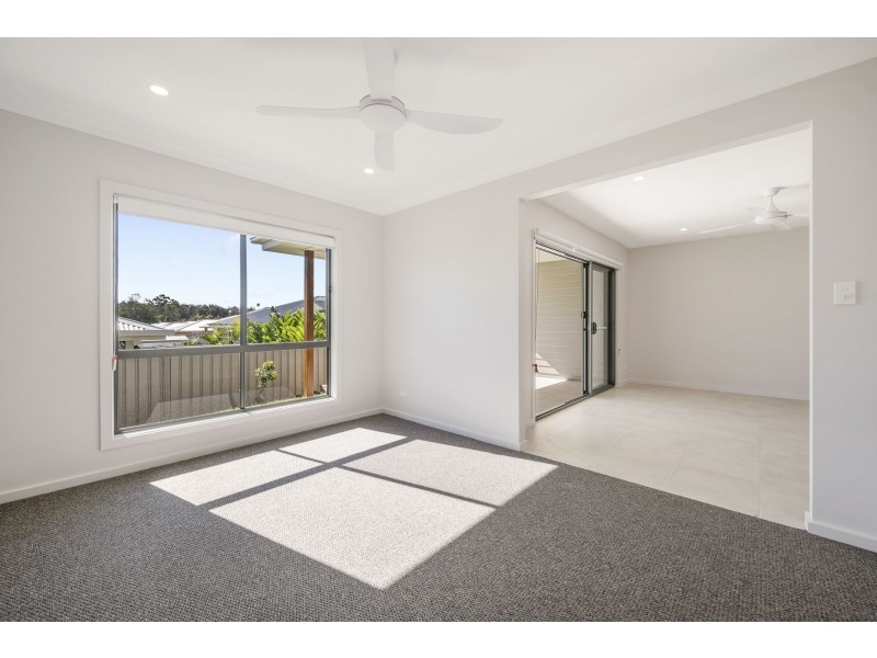 80A South Atlantic Drive, Lake Cathie NSW 2445