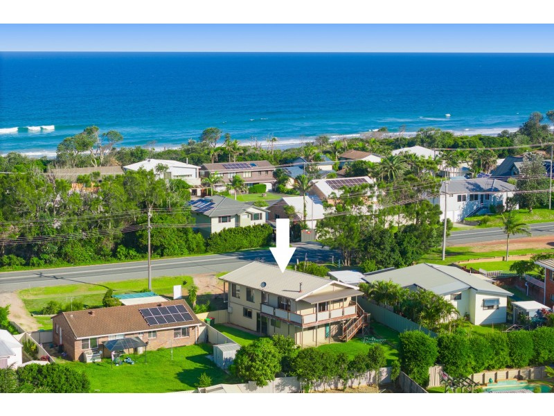 1571 Ocean Drive, Lake Cathie NSW 2445