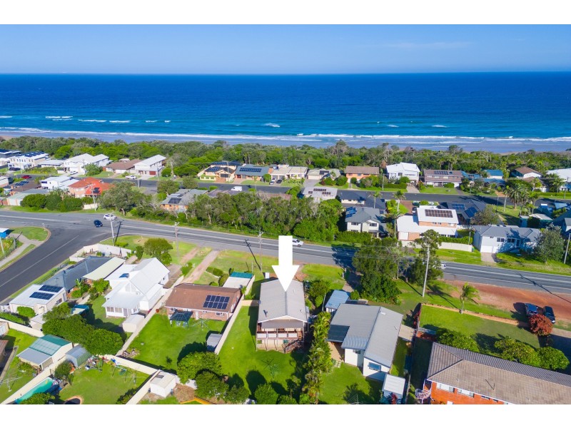 1571 Ocean Drive, Lake Cathie NSW 2445