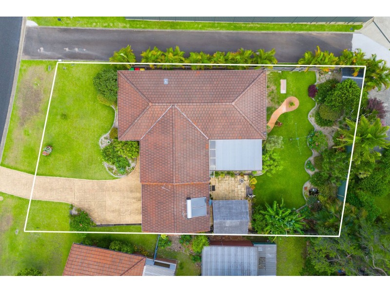 12 Elouera Place, West Haven NSW 2443