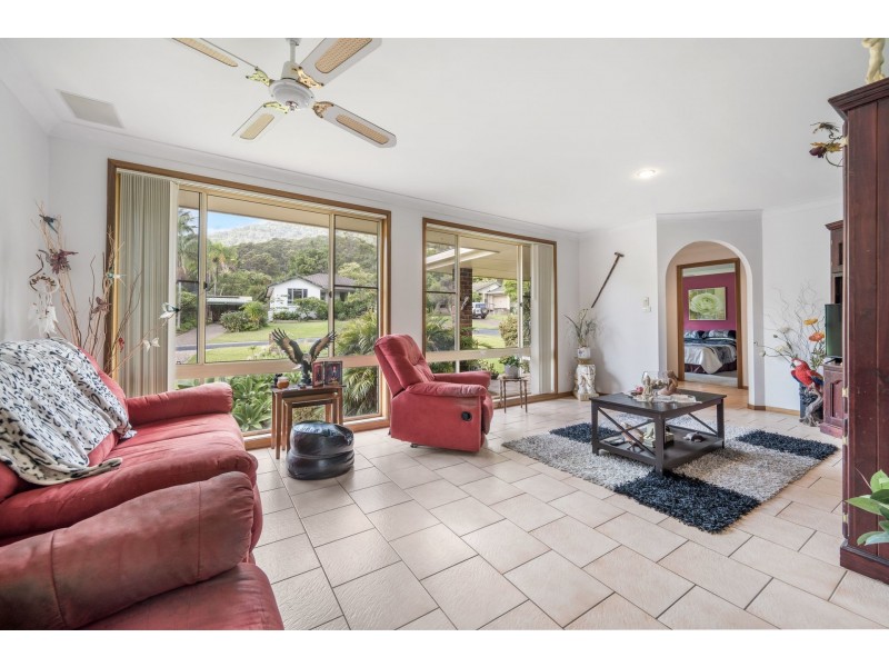 12 Elouera Place, West Haven NSW 2443
