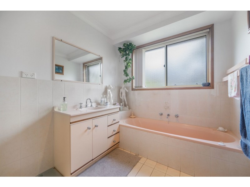 12 Elouera Place, West Haven NSW 2443
