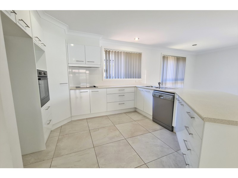 48 Currawong Drive, Port Macquarie NSW 2444
