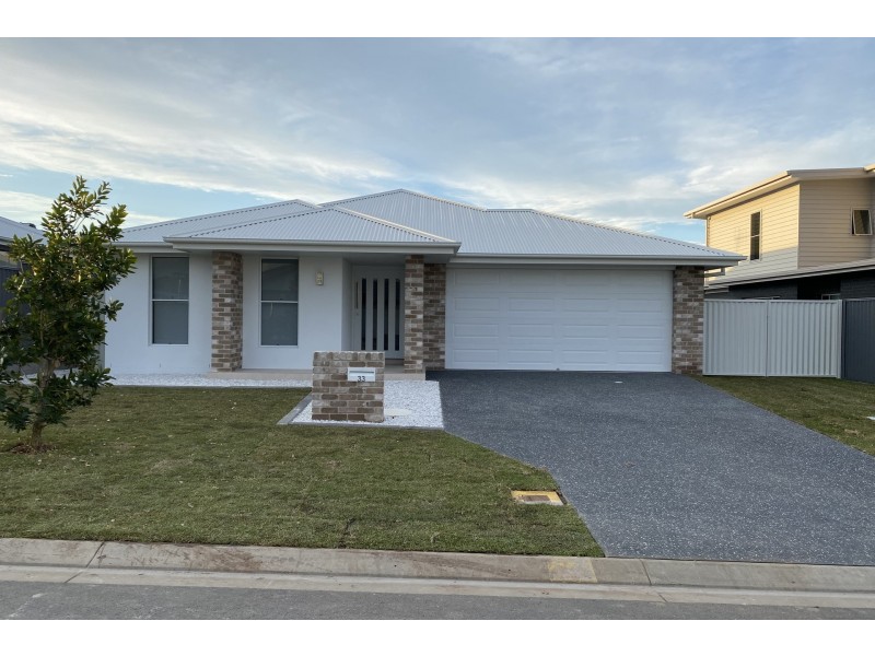 33 Harvest Street, Thrumster NSW 2444