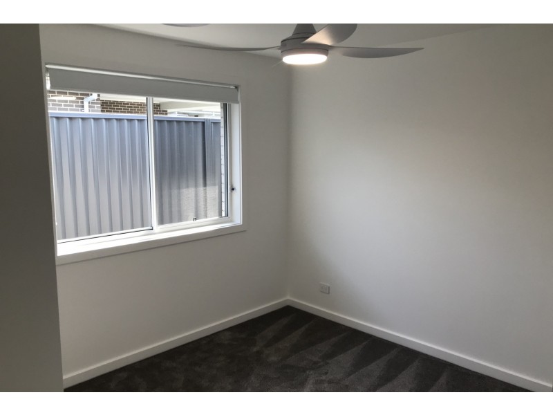 33 Harvest Street, Thrumster NSW 2444