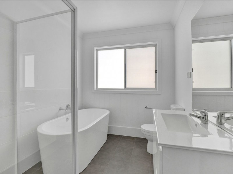 5 Commander Street, Thrumster NSW 2444