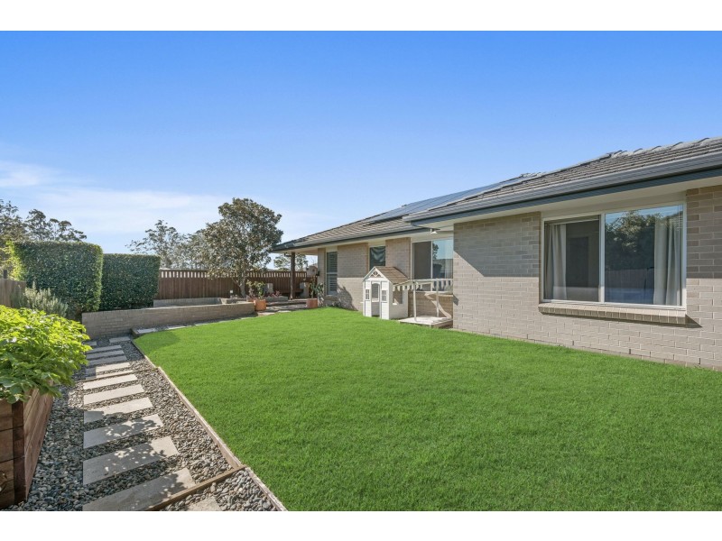 4 Chifley Street, Thrumster NSW 2444