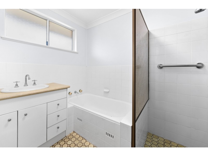 3/2 Mallawa Crescent, Port Macquarie NSW 2444