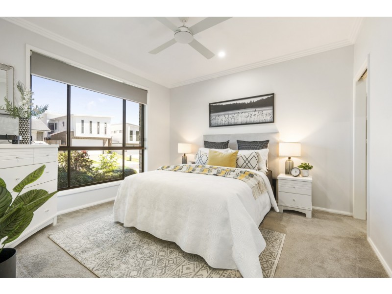 9 Waterside Way, Lake Cathie NSW 2445