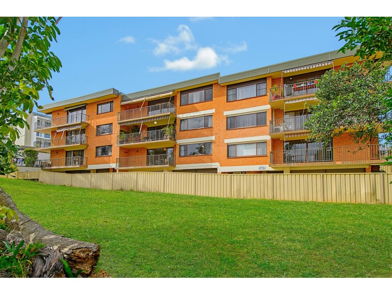 2/2 Oxley Crescent, Port Macquarie NSW 2444