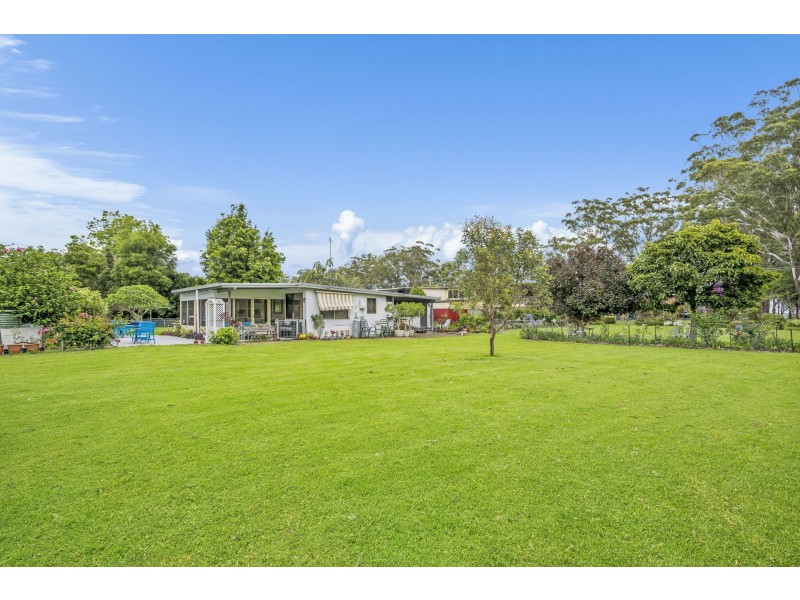 110 Riverside Drive, Riverside NSW 2444