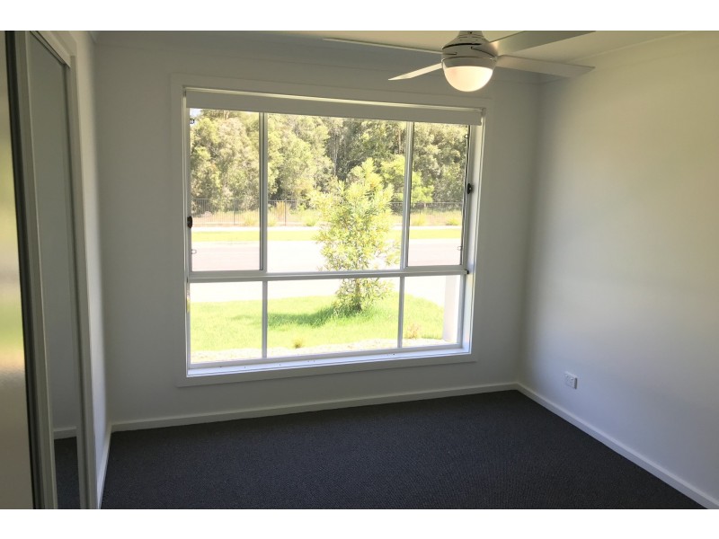 121 Neave Way, Thrumster NSW 2444