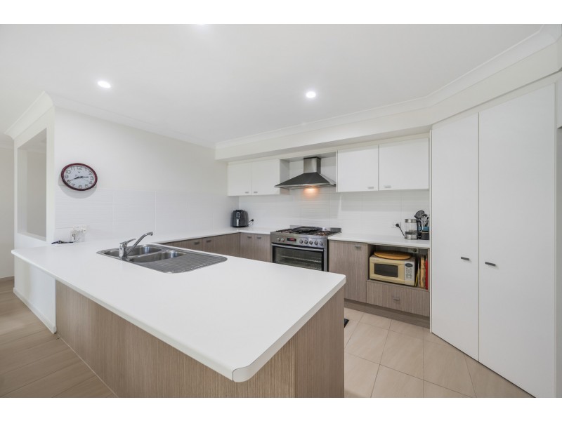 57 Capital Drive, Thrumster NSW 2444