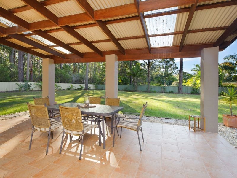 4 Grevillea Court, Lake Cathie NSW 2445