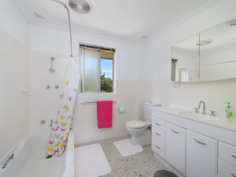 2/42 Pappinbarra Parade, Port Macquarie NSW 2444