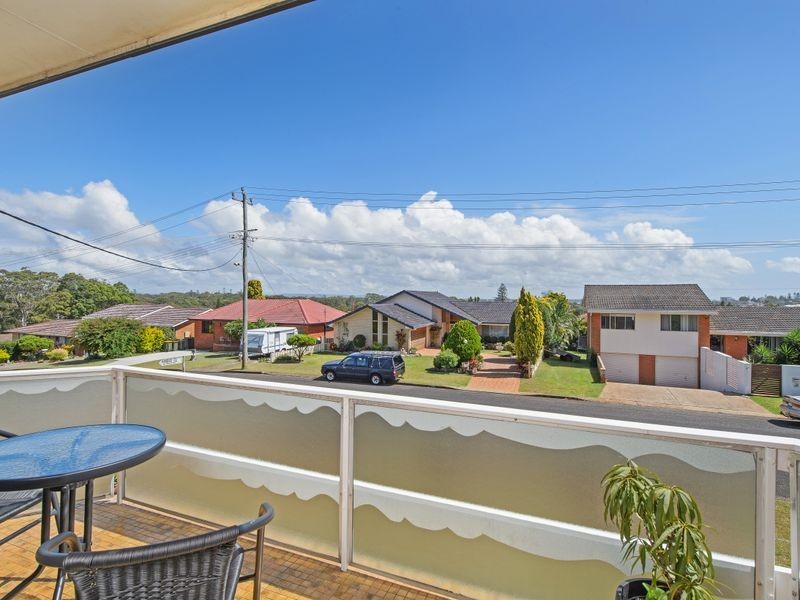 2/42 Pappinbarra Parade, Port Macquarie NSW 2444