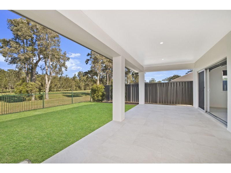 2/27 Diamond Drive, Port Macquarie NSW 2444