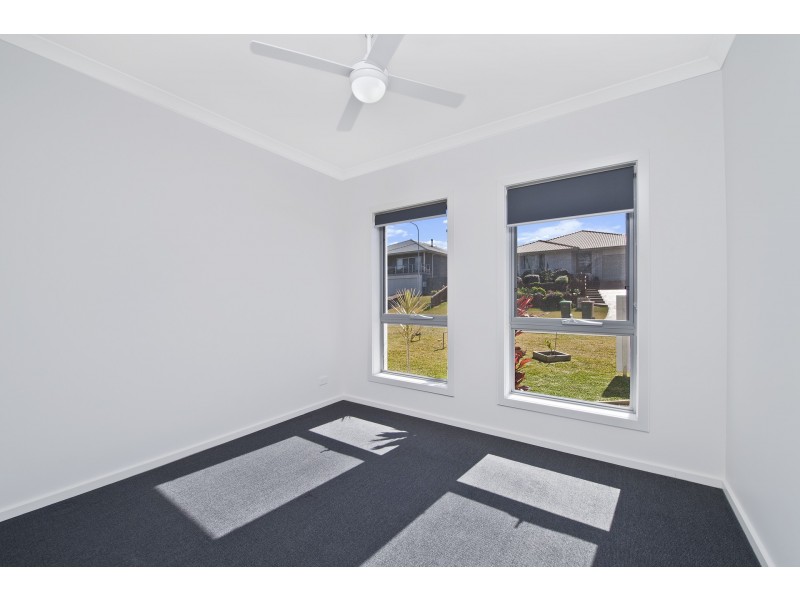 2/27 Diamond Drive, Port Macquarie NSW 2444