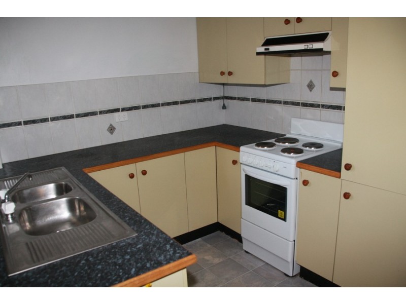 8/19 – 21 Burrawan Street, Port Macquarie NSW 2444