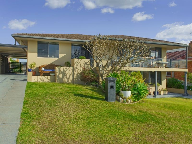 14 Burrawan Street, Port Macquarie NSW 2444