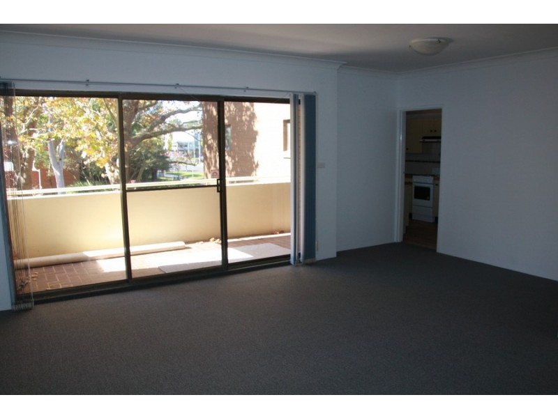 8/19-21 Burrawan Street, Port Macquarie NSW 2444