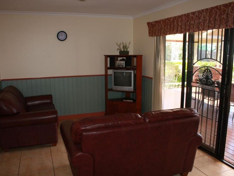 7 Sapphire Drive, Port Macquarie NSW 2444