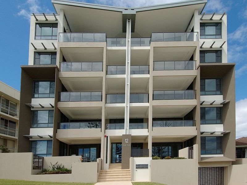 2/12 Burrawan Street, Port Macquarie NSW 2444