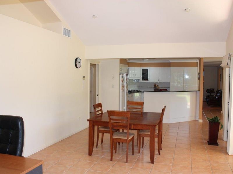 4 Sheoak Place, Lake Cathie NSW 2445