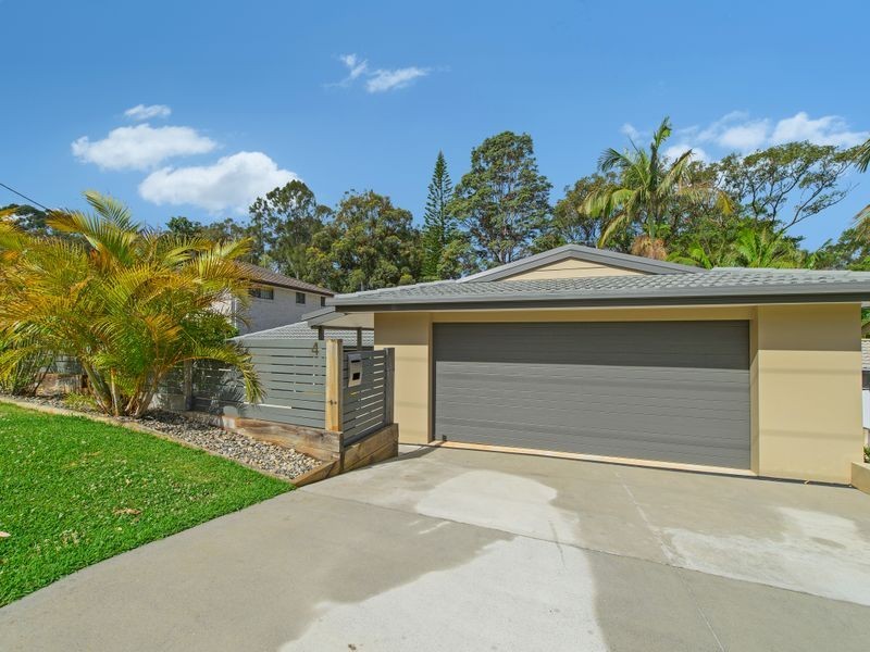 4 Calwalla Crescent, Port Macquarie NSW 2444