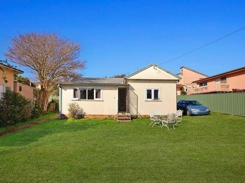 8 Golf Street, Port Macquarie NSW 2444