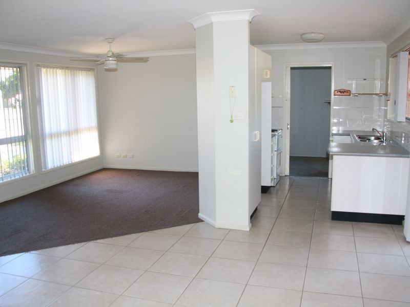 4 Scarlet Place, Port Macquarie NSW 2444