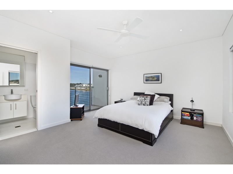12 The Peninsula, Port Macquarie NSW 2444