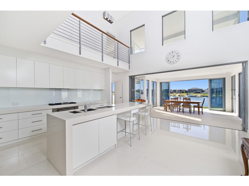 12 The Peninsula, Port Macquarie NSW 2444