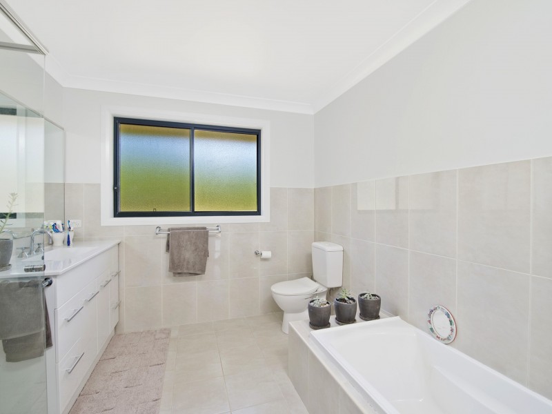 11 Maysfield Circuit, Port Macquarie NSW 2444