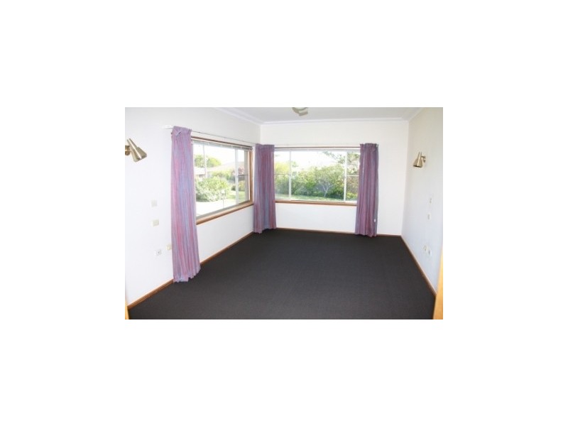 5 Bellevue Drive, Port Macquarie NSW 2444