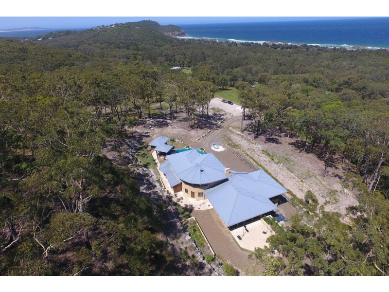 180 Point Plomer Road, Crescent Head NSW 2440