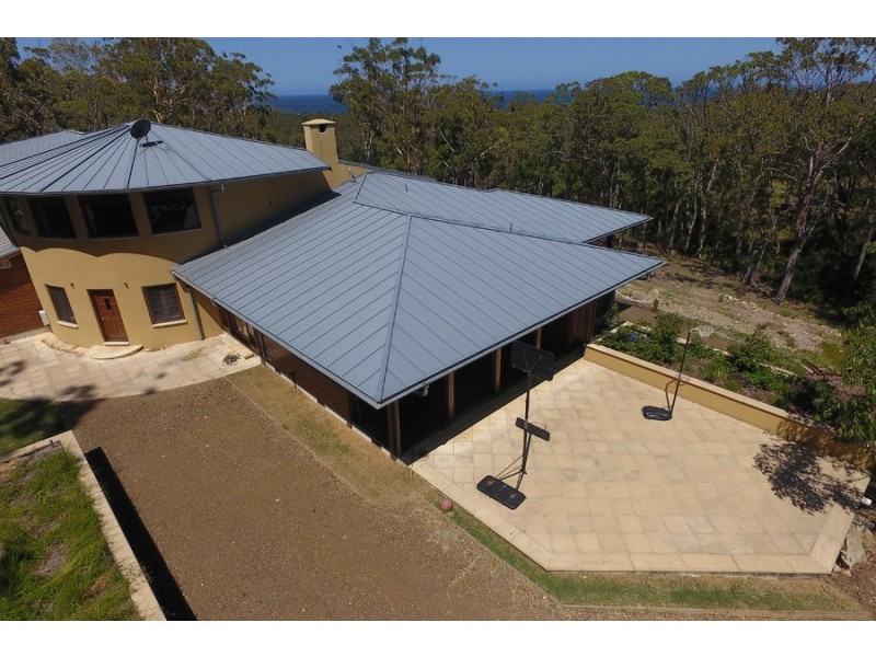 180 Point Plomer Road, Crescent Head NSW 2440