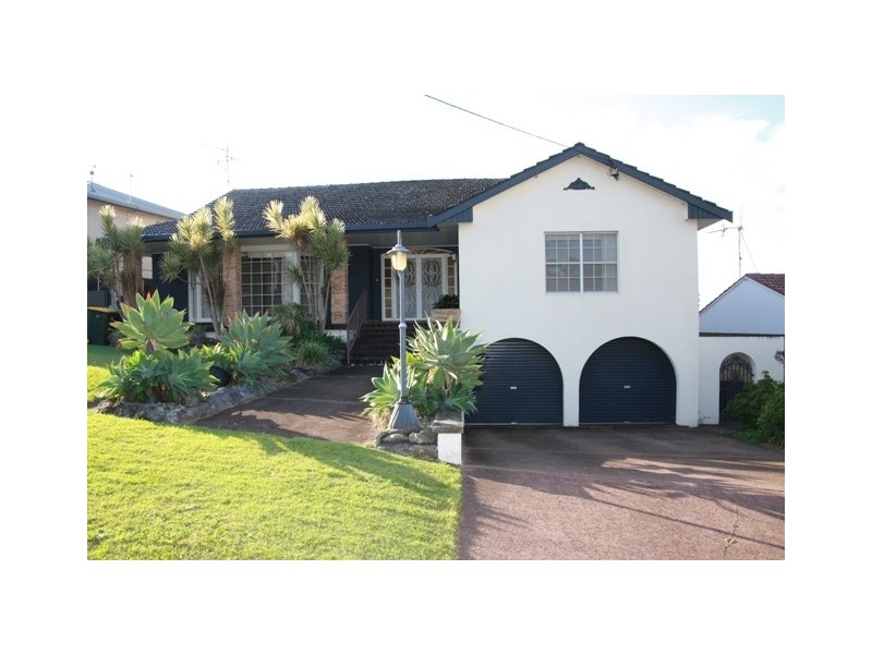 27 Bellevue Drive, Port Macquarie NSW 2444