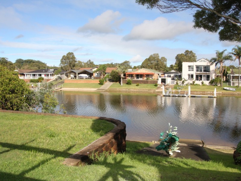 42 Laguna Place, Port Macquarie NSW 2444