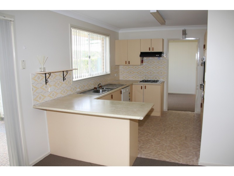 42 Laguna Place, Port Macquarie NSW 2444