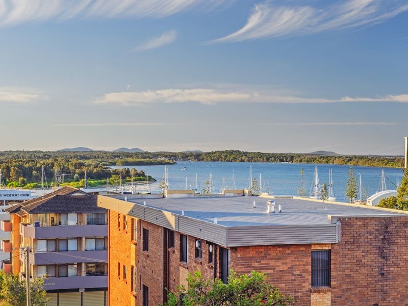 11/131 Bridge Street, Port Macquarie NSW 2444