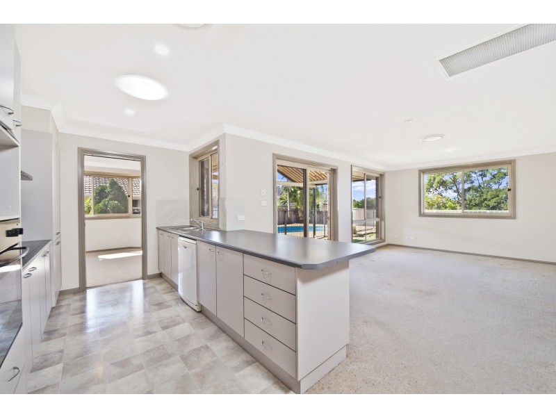 21 Kendall Crescent, Bonny Hills NSW 2445